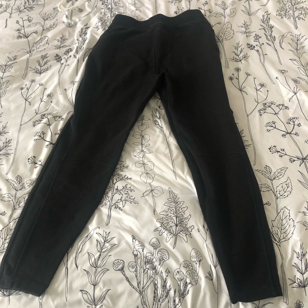 Lululemon sweats